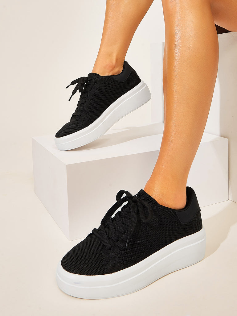 Minimalist Lace Up Front Casual Shoes